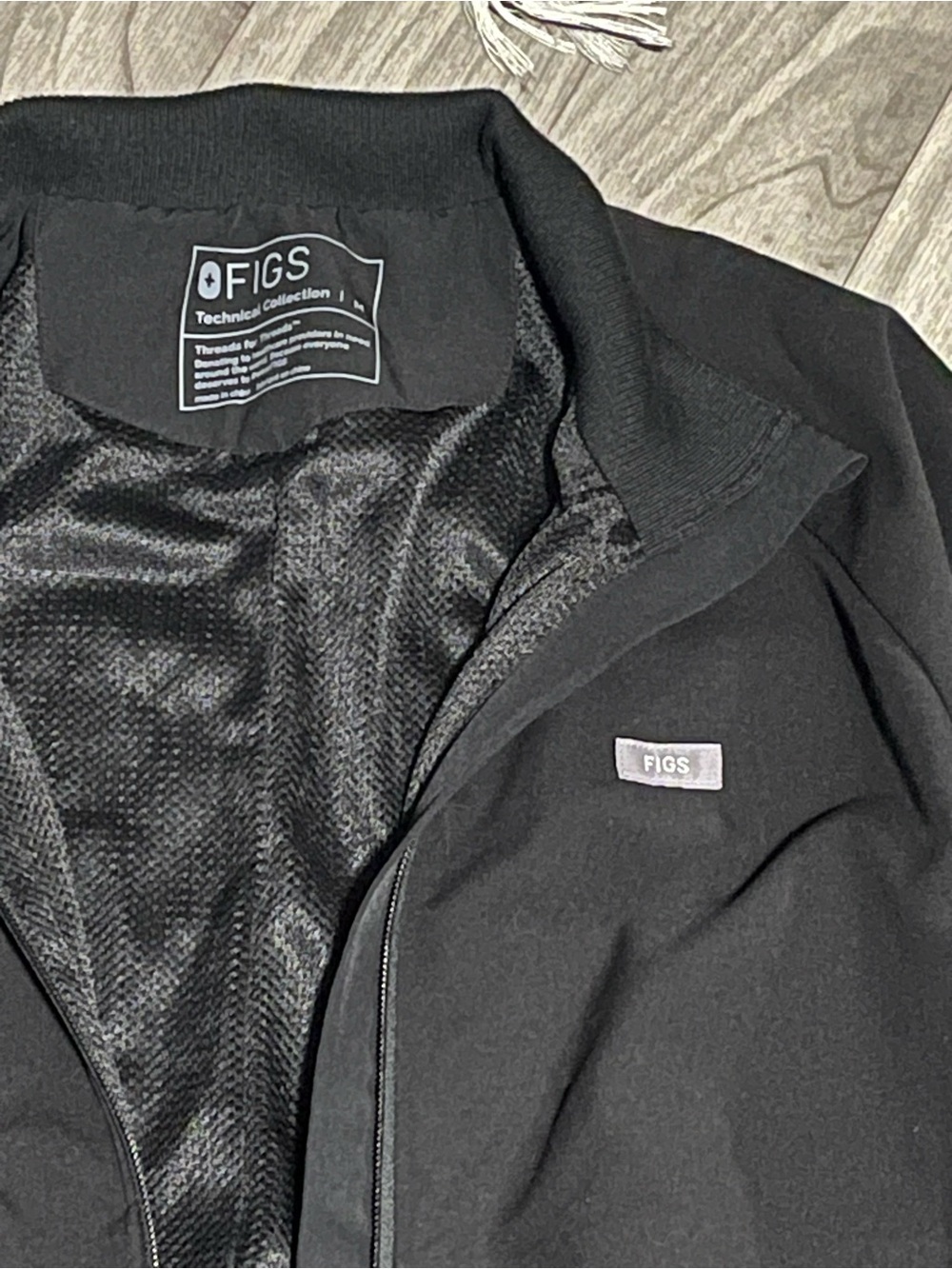 Figs Belleri Scrub Jacket Size Medium Black - Picture 2 of 7
